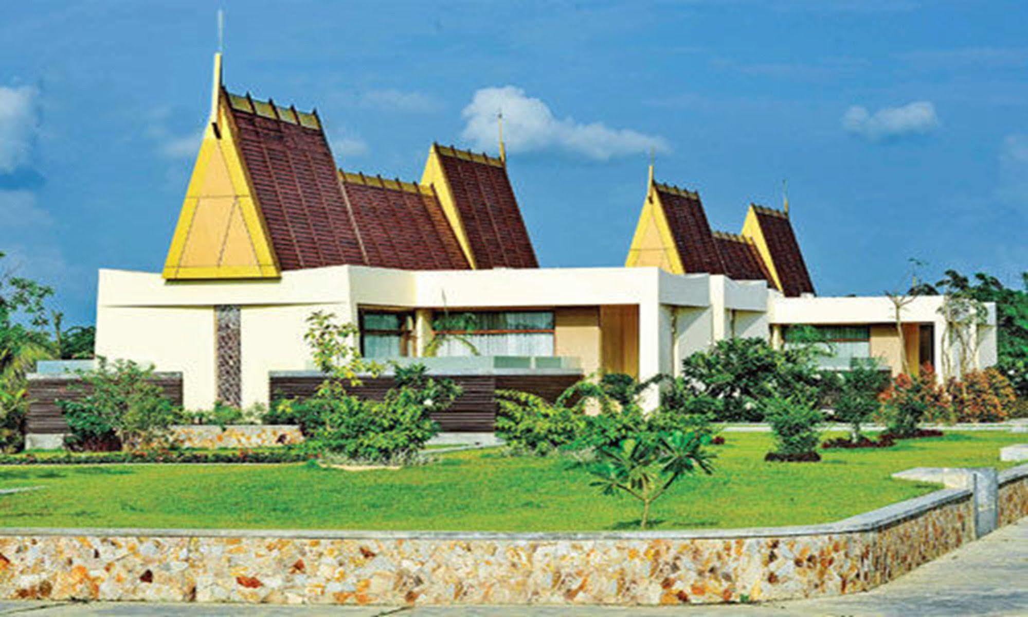 เดอะ เมี้ยต มิงกะลา Hotel Naypyidaw ภายนอก รูปภาพ